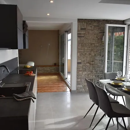 Appartement With Heated Pool, Regina Pula