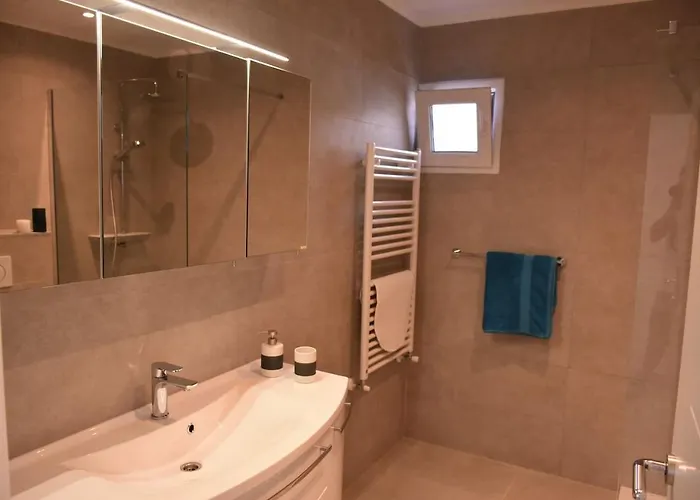 アパート With Heated Pool, Regina