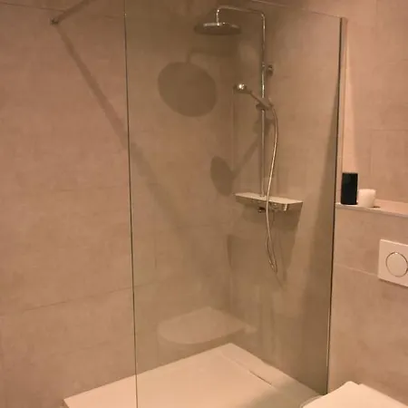 With Heated Pool, Regina דירה פולה